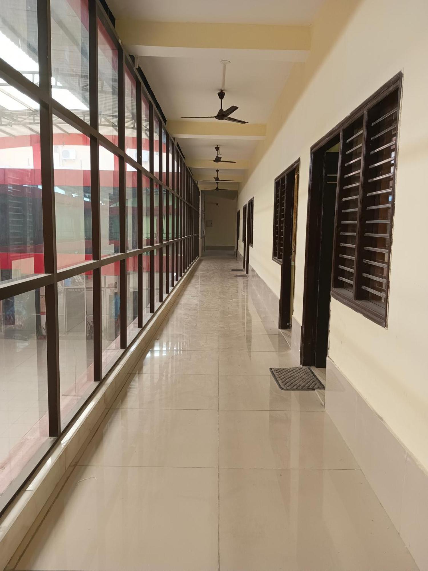 G G Multi Complex Hotel Meerut Luaran gambar